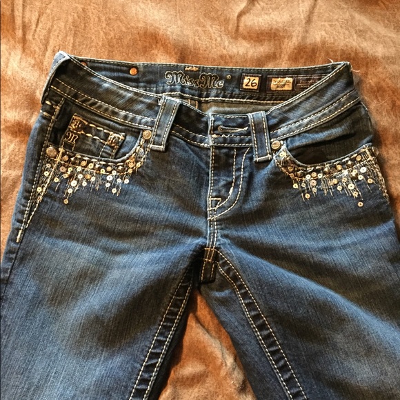 Sold on M:) - Picture 3 of 3